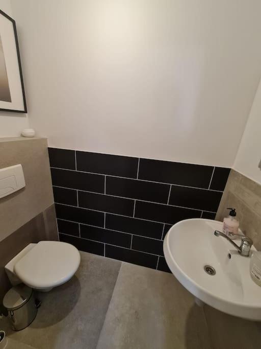 Fantastic Waw - Nw9 Room 4 Warszawa Zewnętrze zdjęcie